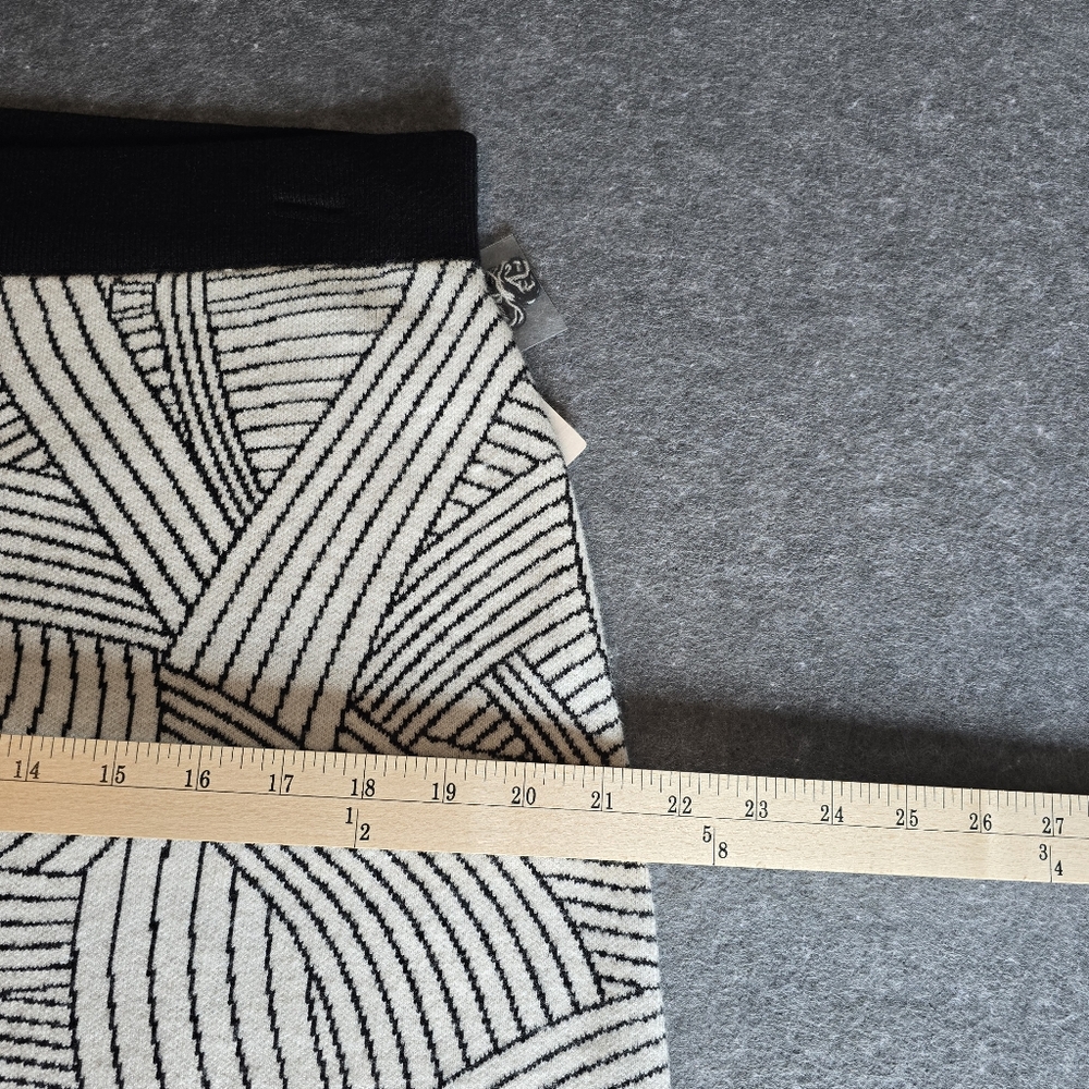 Maeve by Anthropologie White & Black Abstract Woven Print Skirt Size XL NWT - Picture 10 of 10